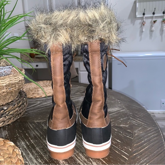 NWOB ALEADER Womens Faux Fur Lace Up Snow Boots - Picture 10 of 15